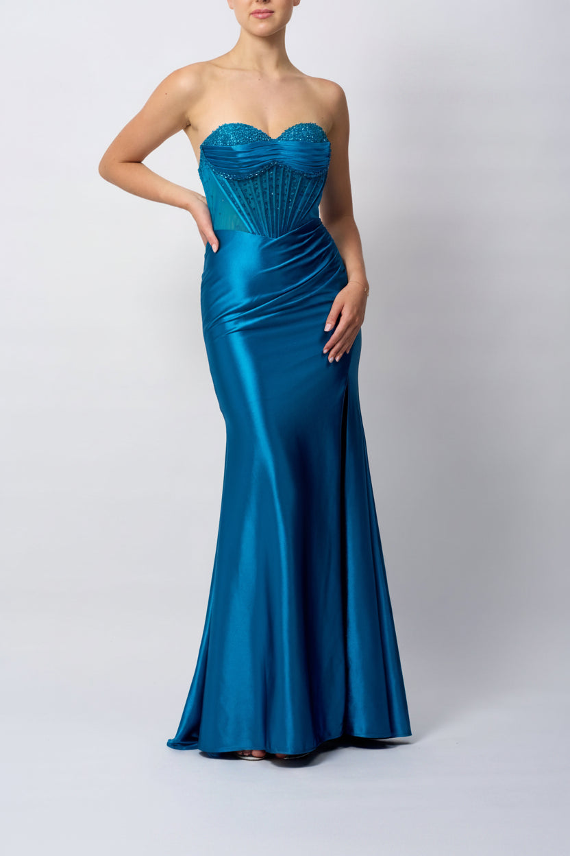 BEADED BUST PETROL