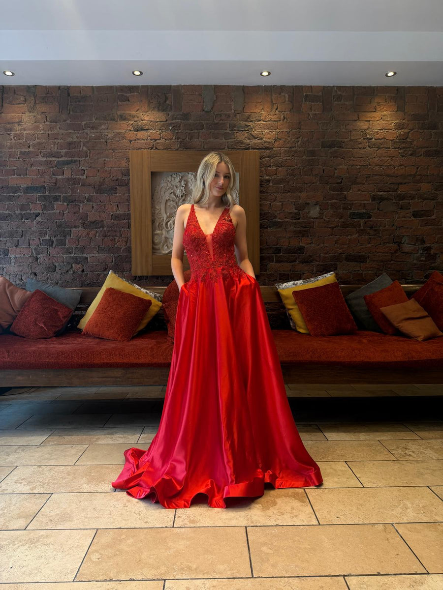 RED DRESS